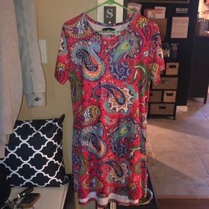 Beautiful bright colored pocket dress